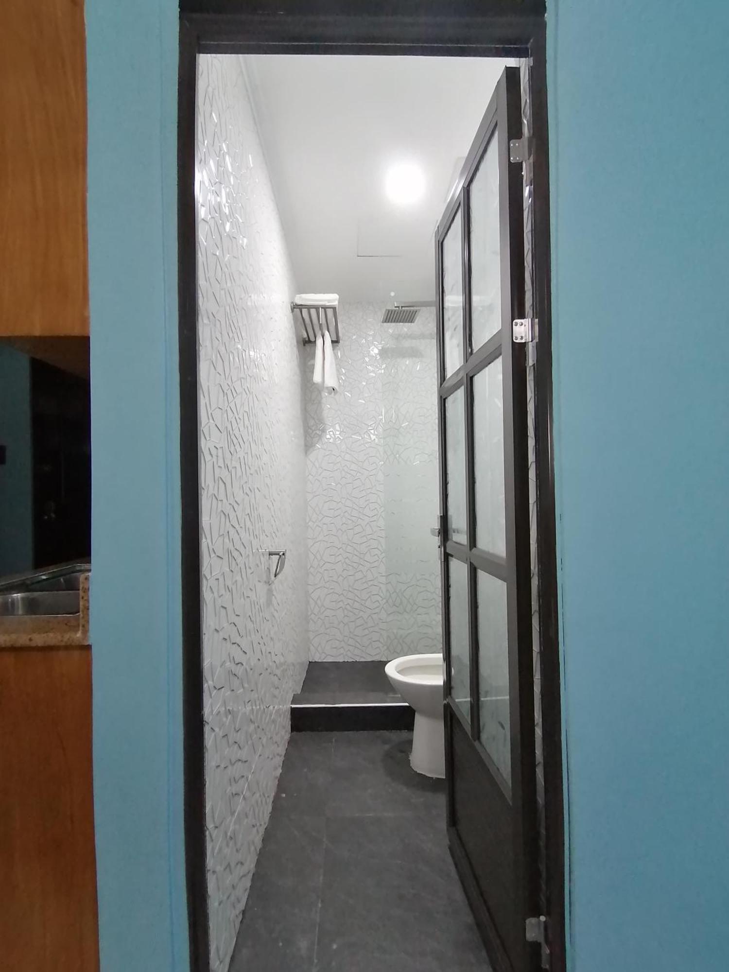 Cozy 2Br Staycation With Balcony Chateau Elysee For 4-6 Pax Paranaque City Kültér fotó